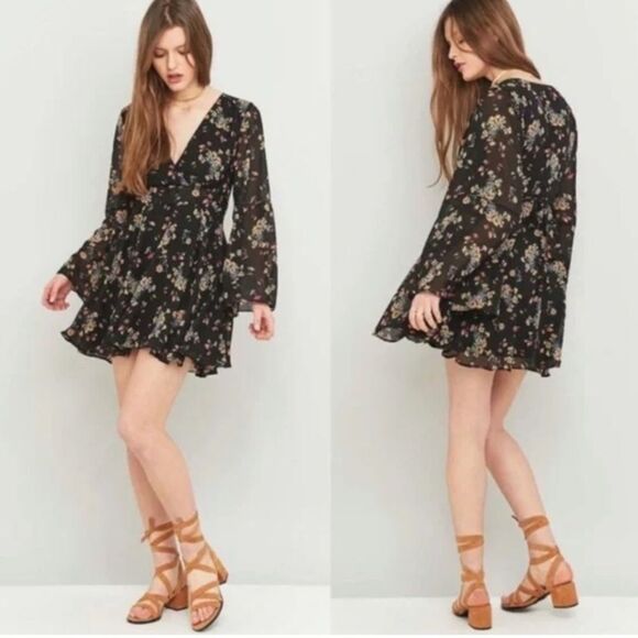 Free People Lilou Dress Small Black Floral Flowy Wrap Belted Mini Boho Fairycore - Picture 3 of 12